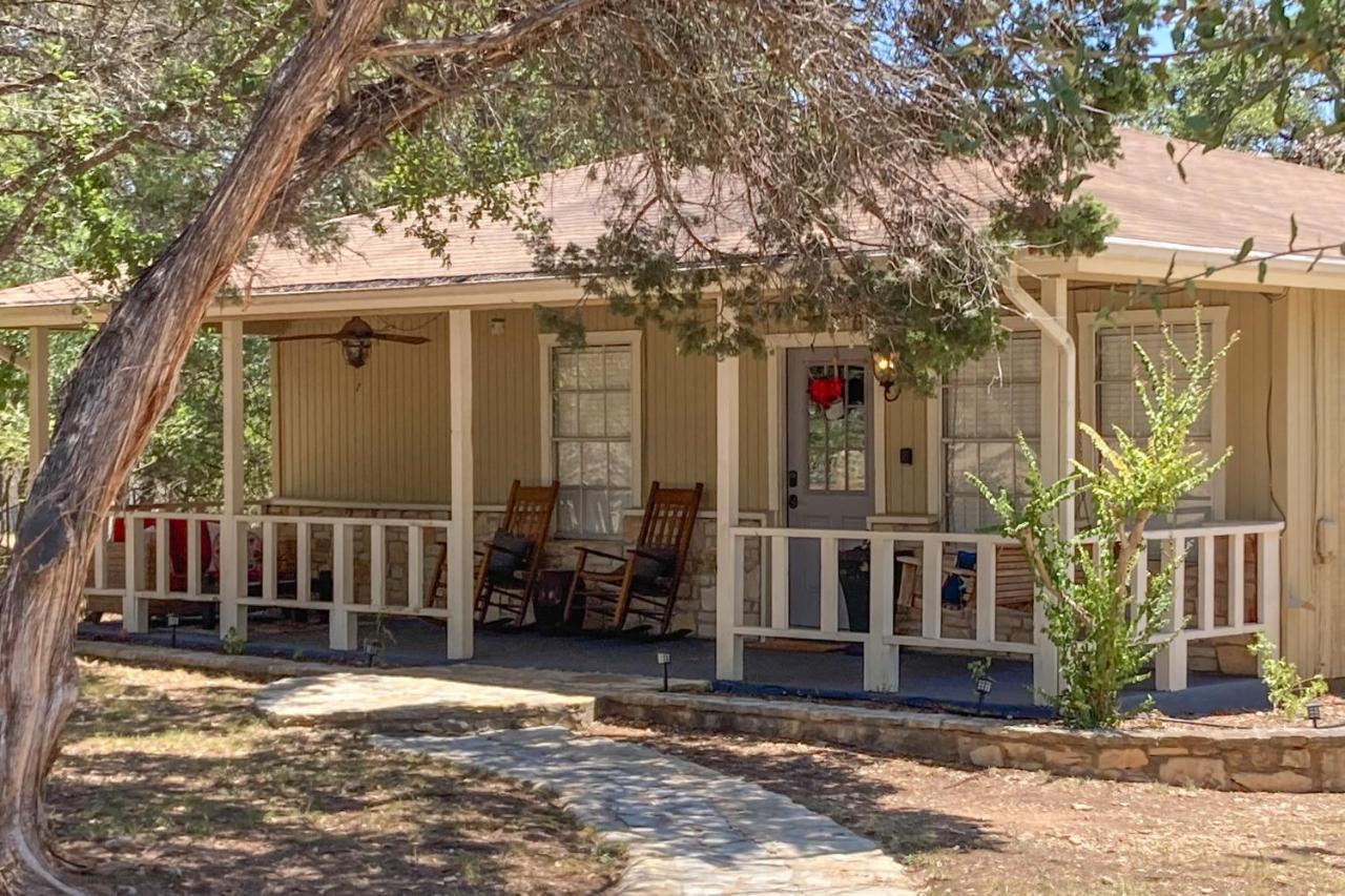 Meadow Creek Cottage Wimberley Exterior foto